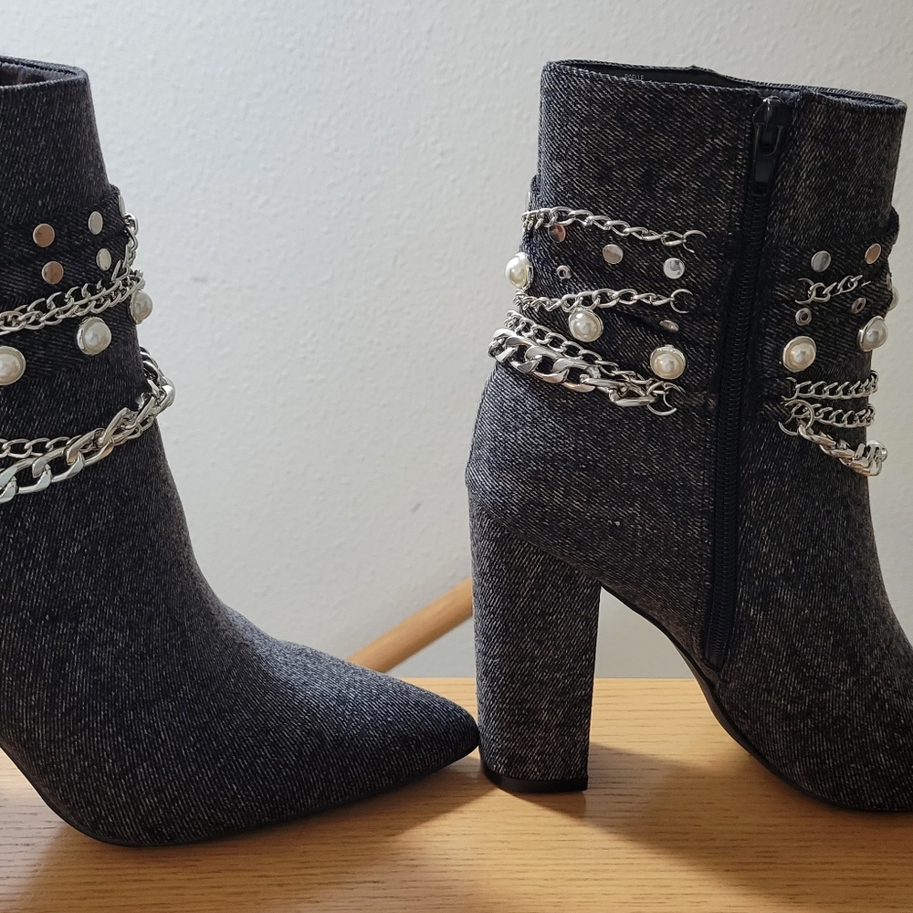 New! Acid wash denim boots size 11